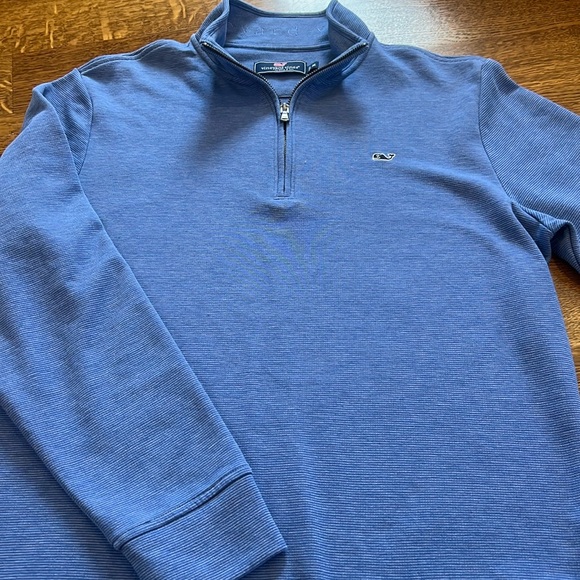 VINEYARD VINES MENS QUARTER ZIP SIZE MEDIUM - Picture 1 of 5